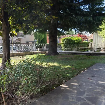 Casa Mercedes Holiday home Desenzano del Garda